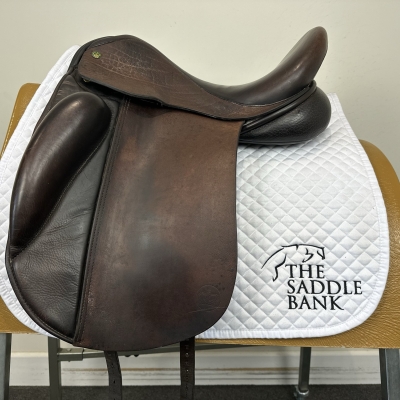 Image of 17.5 inch Ideal Sophia Dressage Brown Medium Wide