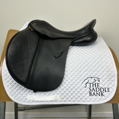 Image of 17 inch Albion K2 GP Black Medium Wide