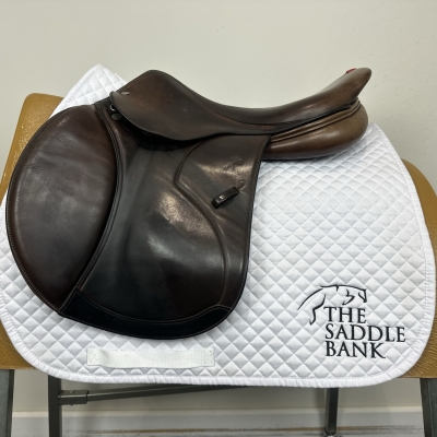 Image of 17.5 inch Equipe Performance Brown Medium Wide
