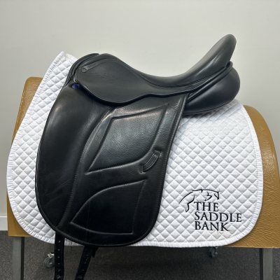 Image of 17.5 inch Ideal Impala Professional Dressage Black Medium Wide