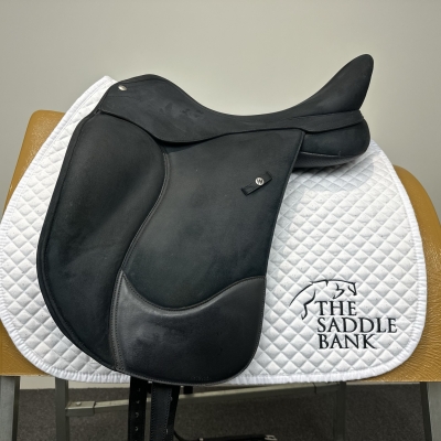 Image of 17.5 inch Wintec Isabell Icon Black Adjustable