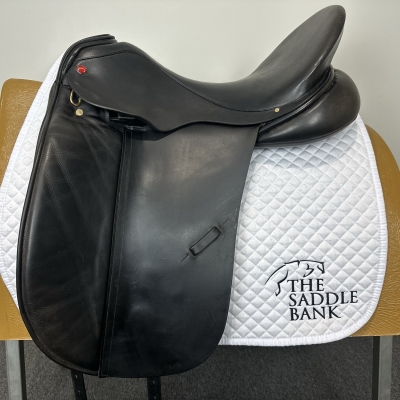 Image of 17.5 inch Albion SLK Black Medium Wide