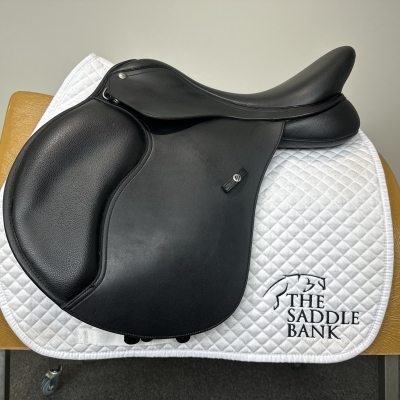 Image of 17 inch Wintec 500 Square Cantle SC AP All Purpose Black Adjustable