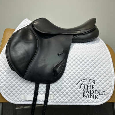 Image of 17 inch Fairfax Classic XC Monoflap Small Block MXC Black Adjustable