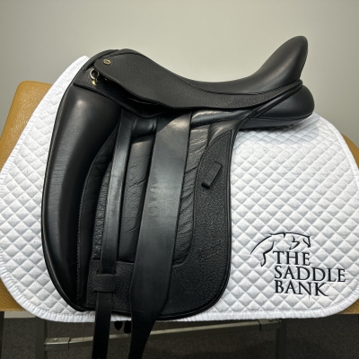 Image of 17.5 inch Black Country Vinici Dressage Black Medium Wide