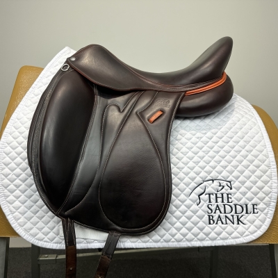 Image of 17.5 inch Devoucoux Makila S Brown Medium Wide