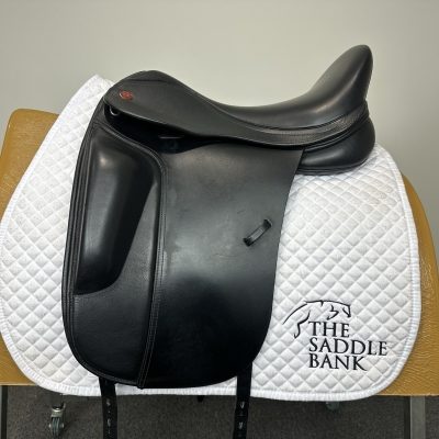 Image of 17 inch Kent and Masters S-Series Dressage Surface Block MDS Black Adjustable