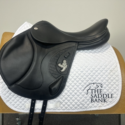 Image of 17.5 inch Fairfax World Class Monoflap Jump Black Adjustable