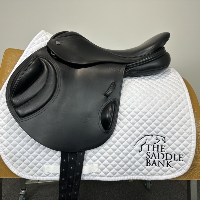 Image of 17 inch Albion K3 Sport Jump Black Medium Wide