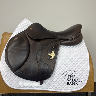 Image of 17.5 inch Fairfax World Class Dual Flap Jump Brown Adjustable