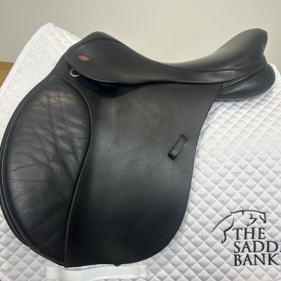 Image of 16.5 inch Kent and Masters Pony Club MPO Black Adjustable