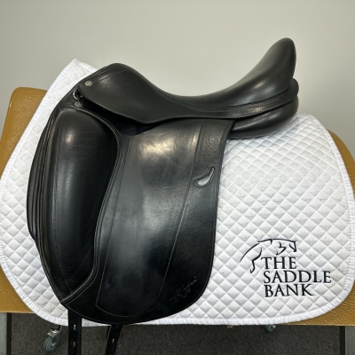 Image of 17 inch Equipe Emporio Dressage Black Medium Wide