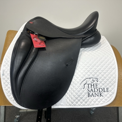 Image of 17 inch Jeffries Liberty Dressage Black Wide