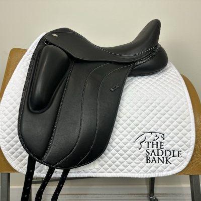 Image of 17 inch Fairfax Stella Monoflap Dressage Black Adjustable