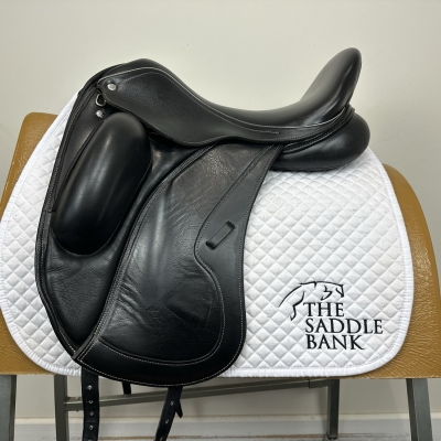 Image of 17.5 inch Custom Saddlery Wolfgang Gemini Black Medium Wide