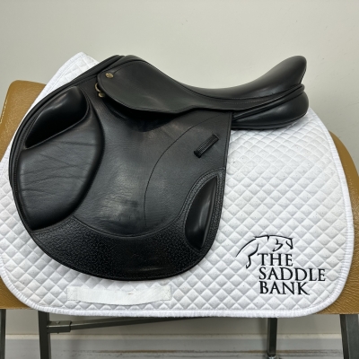 Image of 17 inch Black Country Spur Black Medium Wide