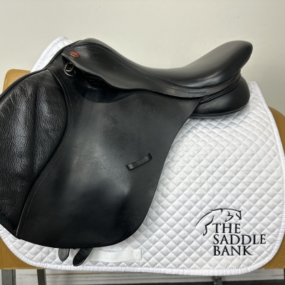 Image of 17 inch Kent and Masters Original Flat back GP MGU Black Adjustable