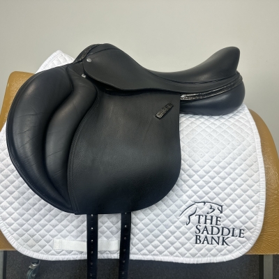 Image of 17.5 inch Loxley Foxhunter Black Wide