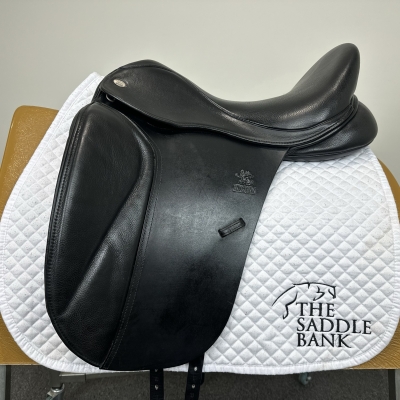 Image of 17.5 inch Fairfax Classic Moveable Block Dressage Black Adjustable