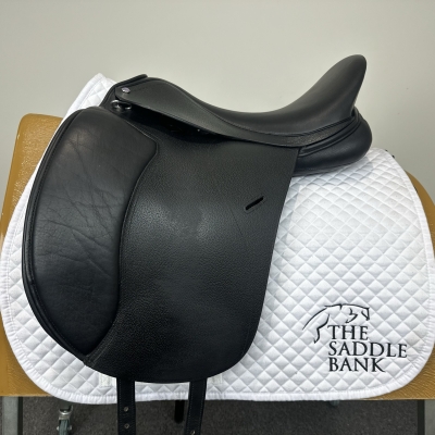 Image of 17 inch Cavaletti Collection Dual Flap Dressage Black Adjustable