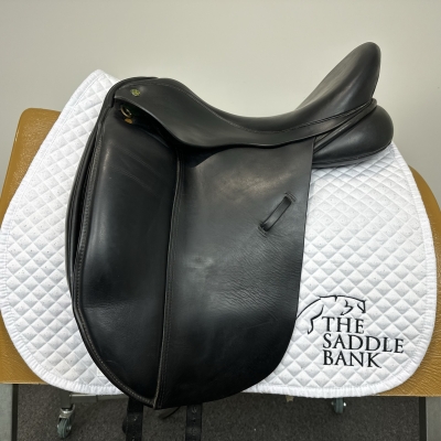 Image of 17.5 inch Ideal Suzannah Dressage Black Wide