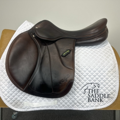 Image of 18 inch Amerigo Vega Jump Brown Medium