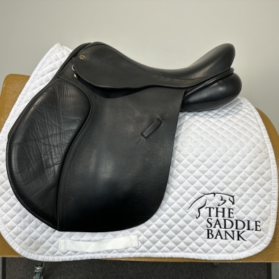 Image of 16.5 inch Black Country GP Event (Freedom GP Tree) Black Medium Wide