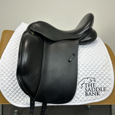 Image of 16.5 inch Andrea Hicks (AH) Classic Dressage Black Wide