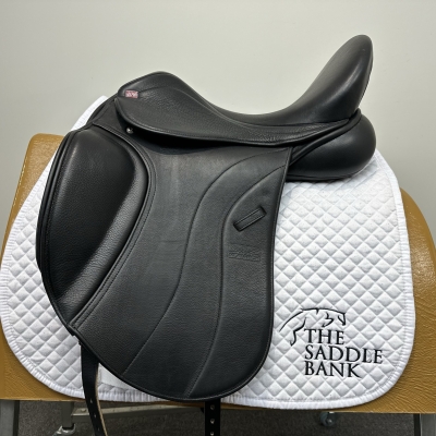 Image of 17 inch GFS Monarch Apex Dressage High Wither S627 Black Adjustable
