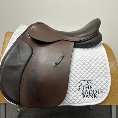Image of 18 inch Black Country GP Event Brown Medium Wide