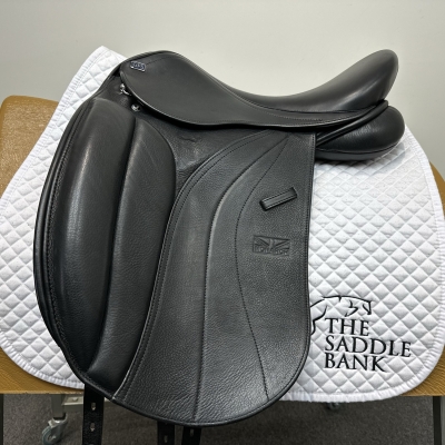 Image of 17 inch GFS Monarch Cob Dressage S656 Black Adjustable