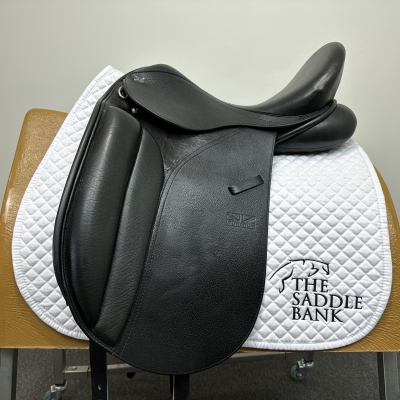 Image of 16.5 inch GFS Monarch Dressage S614 Black Adjustable