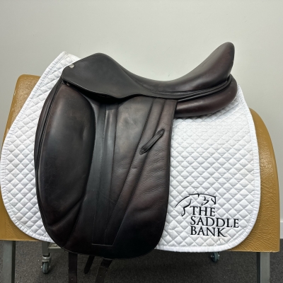 Image of 18 inch Butet Dressage D Brown Medium Wide