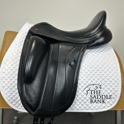 Image of 17.5 inch Kent and Masters Competition Series Monoflap Dressage Black Adjustable