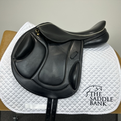 Image of 17.5 inch Ideal Integra MKII Monoflap Black Medium Wide