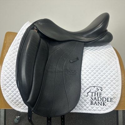Image of 17.5 inch GFS Monarch Dressage S614 Black Adjustable