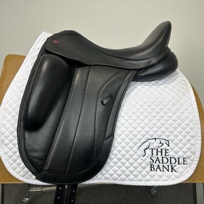 Image of 17 inch Kent and Masters Competition Series Low Profile Monoflap Dressage Black Adjustable