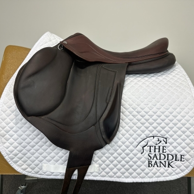 Image of 17.5 inch Devoucoux Chiberta Lab Brown Medium Wide