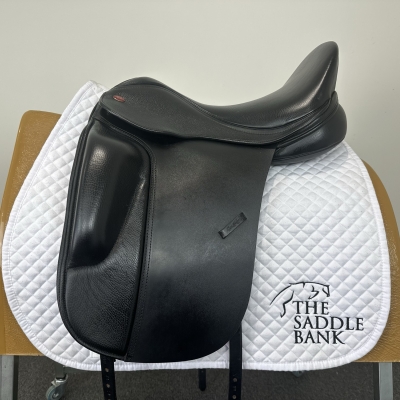 Image of 17 inch Kent and Masters S-Series Dressage Surface Block MDS Black Adjustable