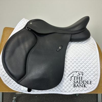 Image of 17 inch Wintec 500 Square Cantle SC AP All Purpose Black Adjustable