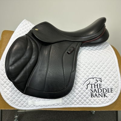 Image of 17 inch Kent and Masters Competition Series Dual Flap Jump Black Adjustable