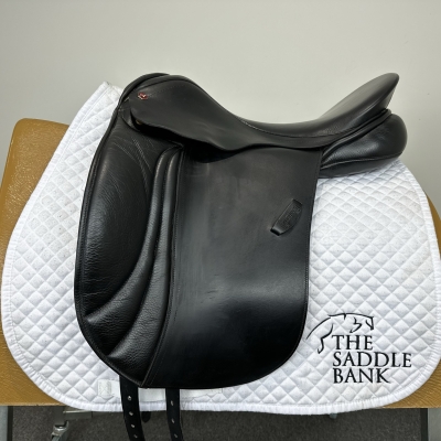 Image of 18 inch Albion K2 Dressage Black Medium Wide