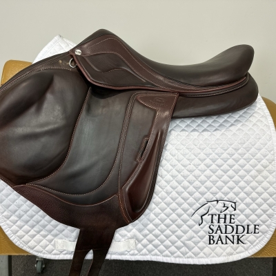 Image of 17.5 inch Devoucoux Chiberta Lab Brown Medium
