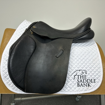 Image of 17 inch Black Country GP Event Black Medium Wide