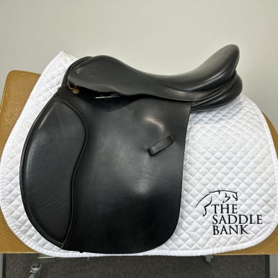 Image of 17 inch Ideal H & C Standard Seat Low Cantle GP Cut Black Extra Wide