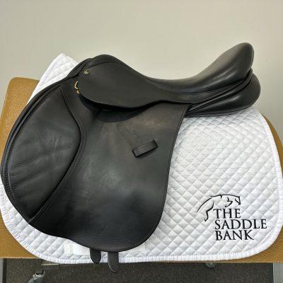Image of 17.5 inch Ideal Grandee Elite Black Medium Wide