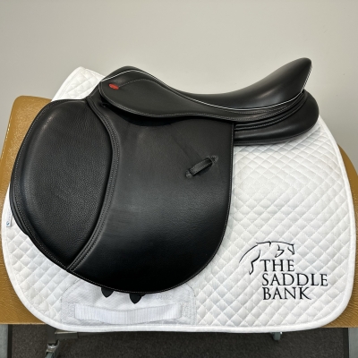 Image of 17 inch John Whitaker Bedale GP Jump Black Adjustable