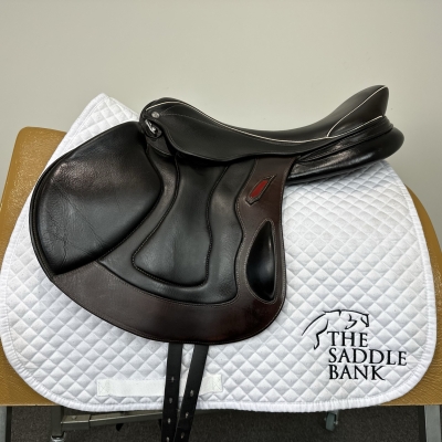Image of 17.5 inch Aviar Axis Brown Medium Wide