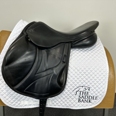 Image of 17.5 inch Ideal Impala Professional Jump Black Medium Wide