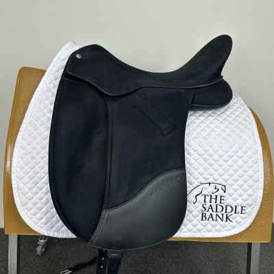 Image of 17.5 inch Wintec Isabell Dressage Black Adjustable